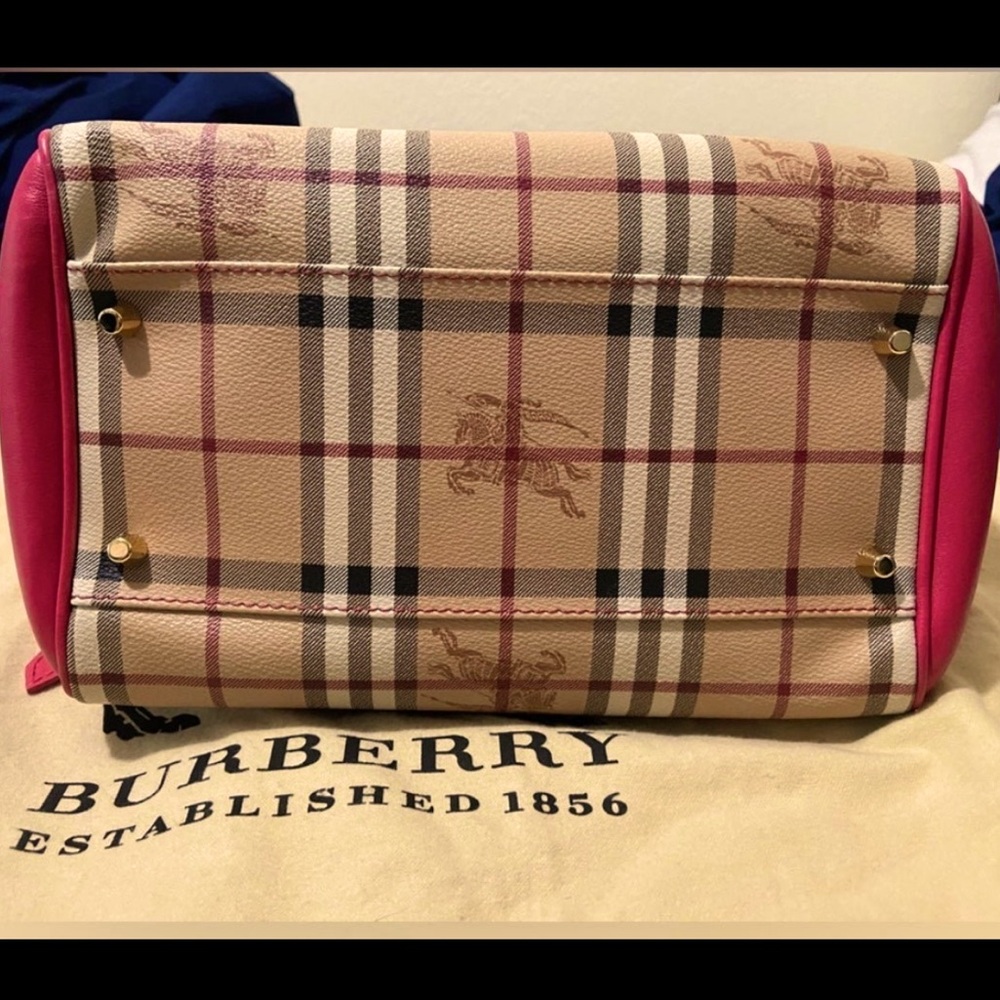 SALE!!  Authenticated Burberry PINK small Haymarket Canter tote EUC very rare - Picture 5 of 10